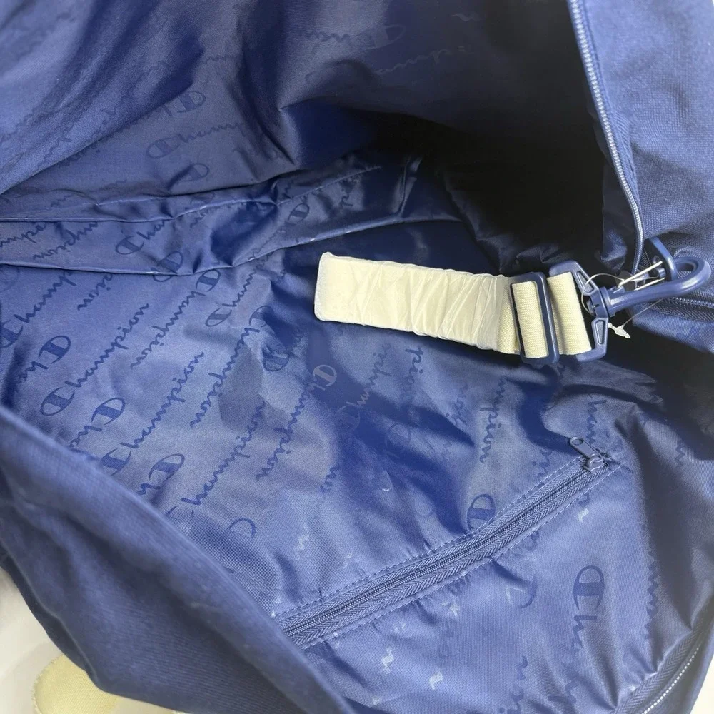 Champion Navy Blue Canvas Duffel Bag Cream Straps Removable Strap CV2-2099 NWT